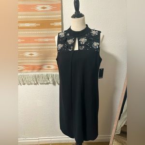 Badgley Mischka Studio Embellished Cocktail Dress. Size L.